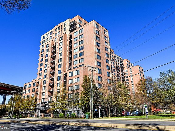 5th image of 2451 Midtown Ave APT 1002