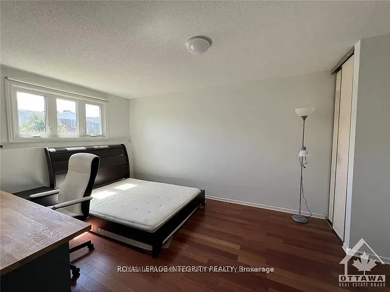 61 Elvaston Ave — Photo 12