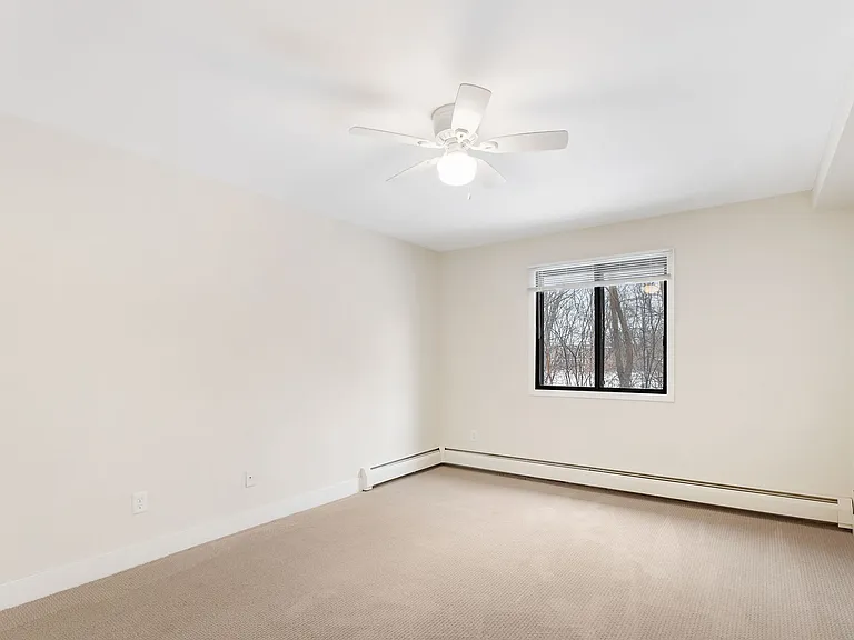 621 Santa Vera Dr — Photo 11