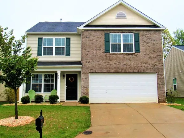 3864 Foliage Dr, Winston Salem, NC 27101
