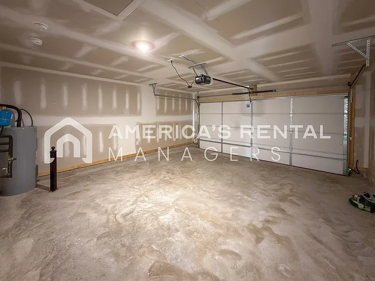 3808 Water Lily Ln — Photo 37