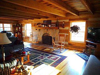 4th image of 1735 E County Road 400 N