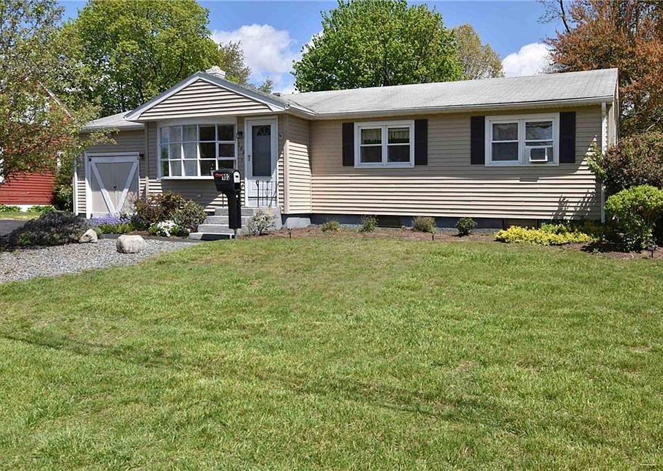 102 Delwood Rd, Warwick, RI 02889 Zillow