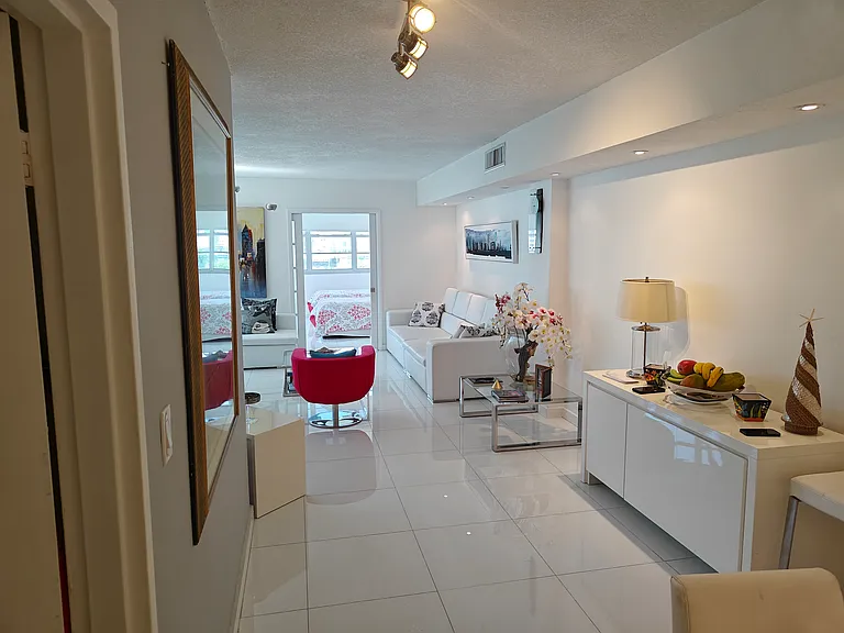 801 Brickell Bay Dr #671 — Photo 7
