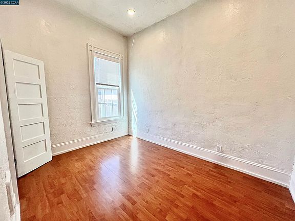 3rd image of 1709 Peralta St #1