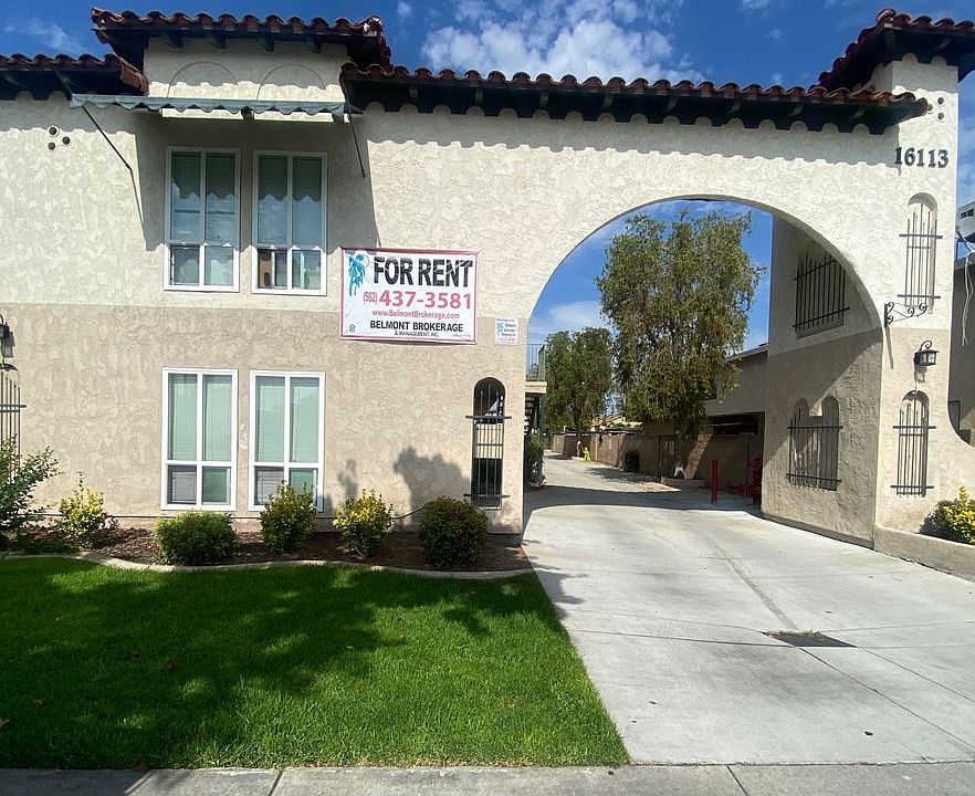 1st image of 16113 Woodruff Ave APT 2