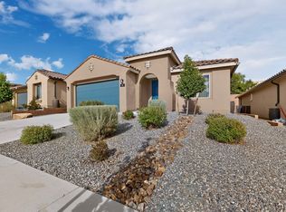 25 Mountaingem Loop, Santa Fe, NM 87508