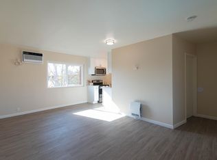 6661 School Circle Dr #33, Riverside, CA 92506