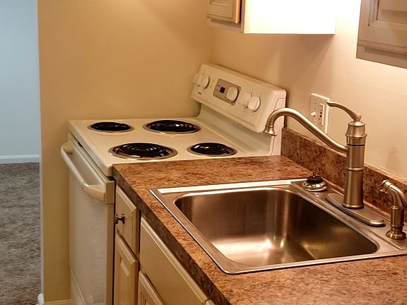2nd image of 2108 Cedar Run Dr APT 304