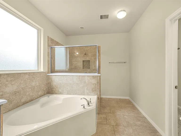 3511 Brampton Island Dr — Photo 26