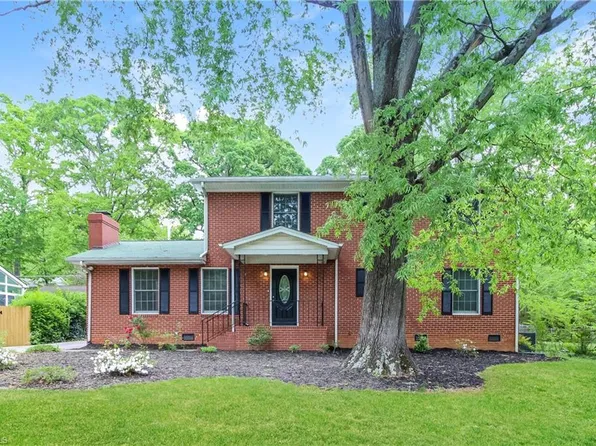 2910 Shamrock Dr, Greensboro, NC 27408