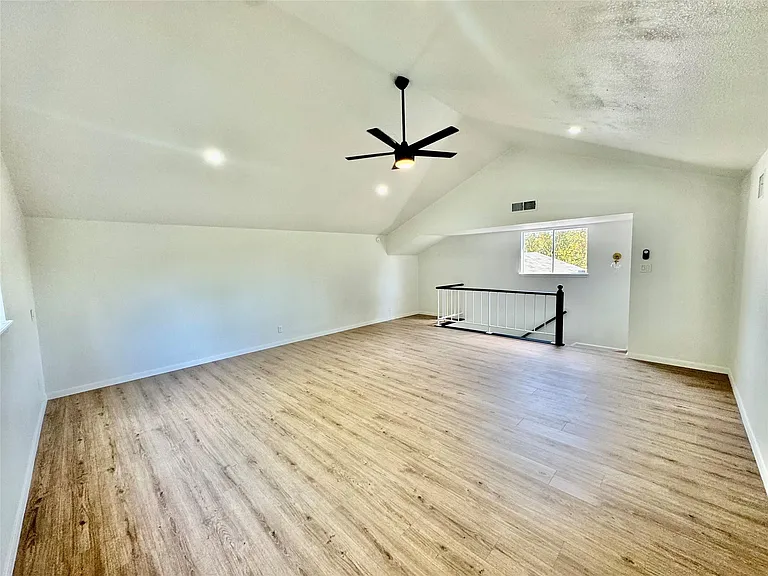 9506 Stonebridge Dr — Photo 19