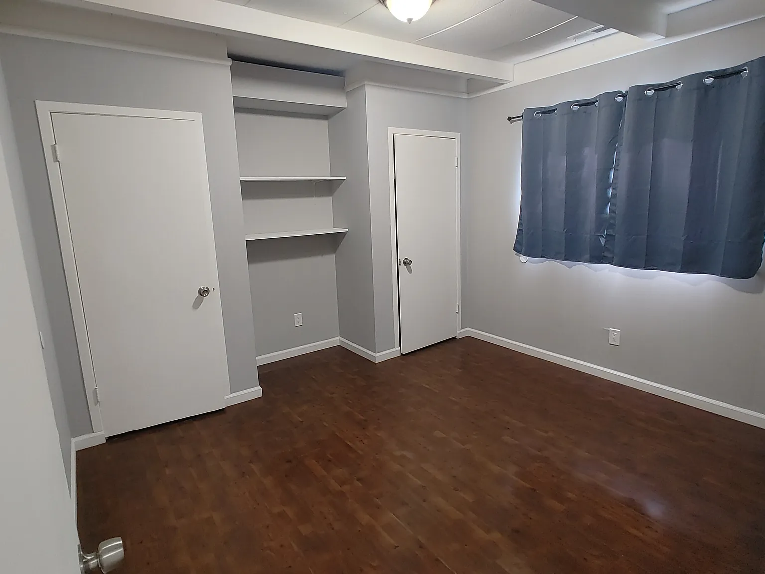 2131 — Photo 2