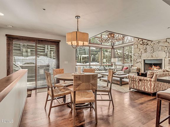 4th image of 1142 Stonebridge Cir #8-B