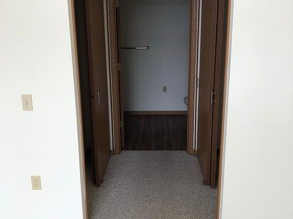 4th image of 1130 Enterprise Dr
