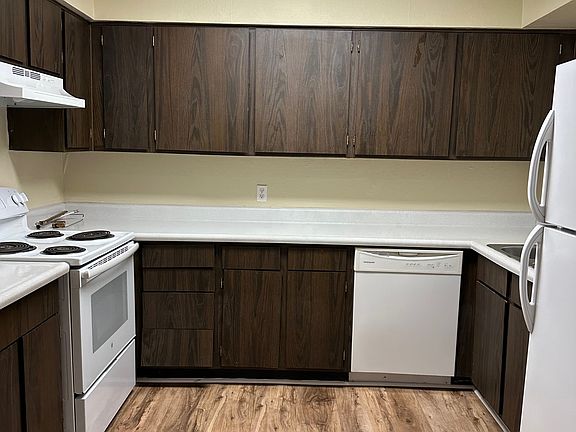 2nd image of 2290 Long Ave #11
