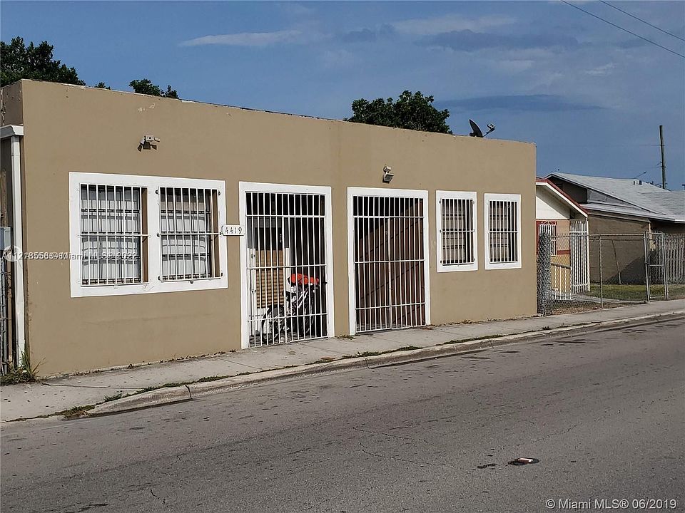1st image of 4419 NW 17th Ave #C