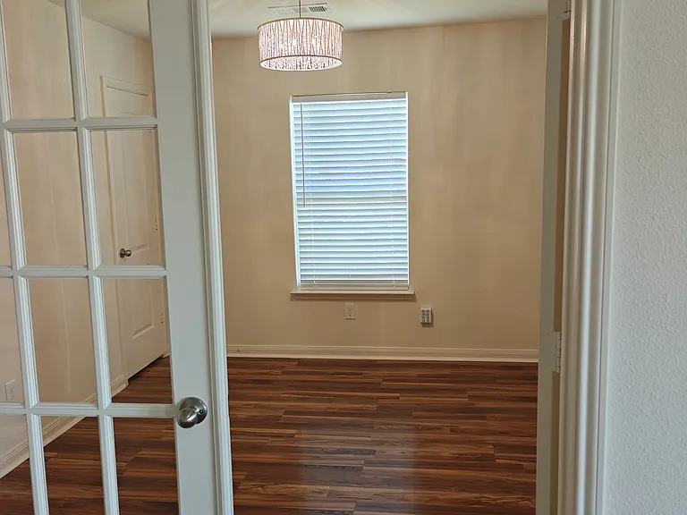 2105 Old Harbor Way — Photo 13