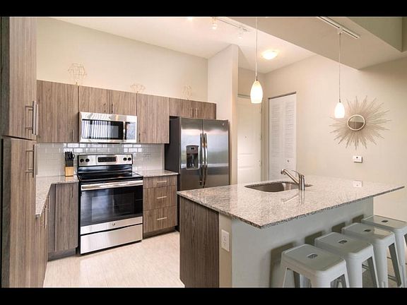 5th image of 3130 W Latitude Cir