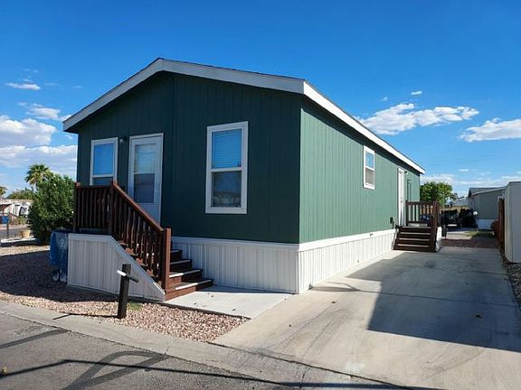 2nd image of 2038 Palm St #4