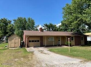 29073 Impatiens Ln, Carl Junction, MO 64834