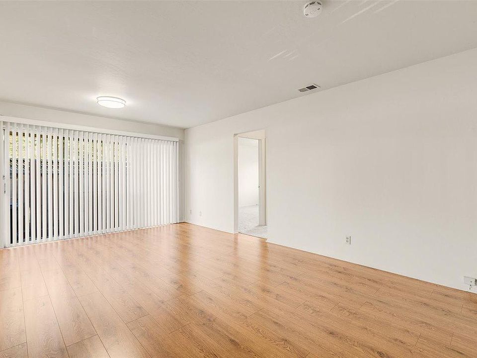 1st image of 4952 Union Ave