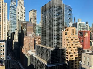 320 E 42nd St APT 2610, New York, NY 10017
