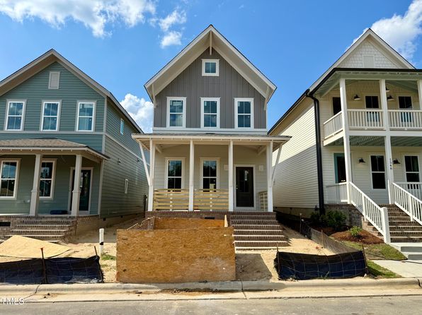 1552 Piney Falls Dr, Wendell, NC 27591