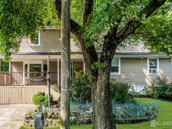 9 Mason Ave, East Brunswick, NJ 08816