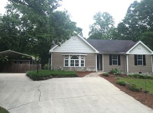 80 Deerfield Ln, Carrollton, GA 30116