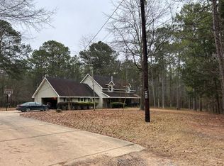 464 Lee Road 940, Smiths Station, AL 36877