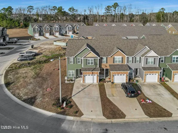 1808 Fox Den Way Unit 2, Greenville, NC 27858