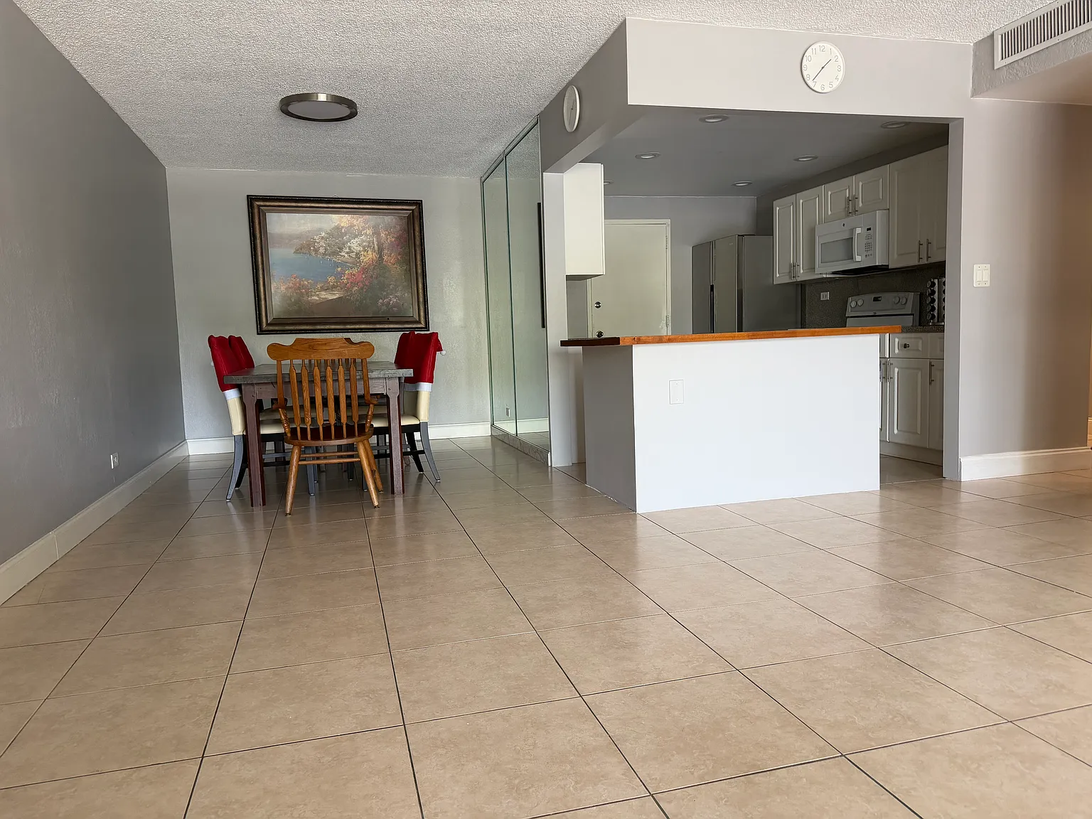 2 bed, 1470 sqft, $2,300 — Photo 2