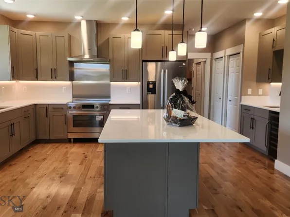 330 Swayback Ln, Bozeman, MT 59718
