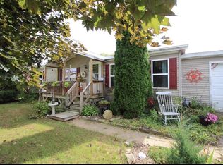 494 Tower Rd, Rio, WI 53960