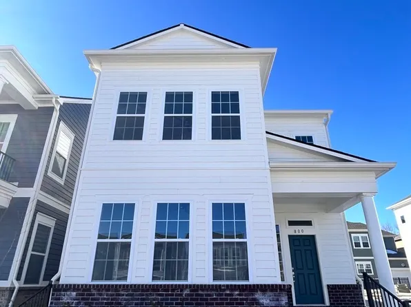 800 Templeton Dr, Carmel, IN 46032