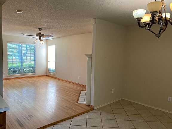 3rd image of 1329 Westview Dr