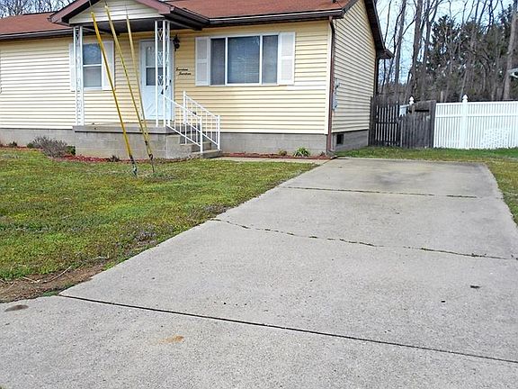 4th image of 1414 King St