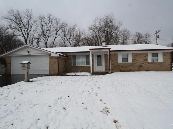 7083 Edinburgh Dr, Lambertville, MI 48144