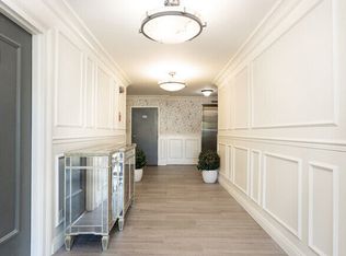 Bloom Beverly Hills, Los Angeles, CA 90035