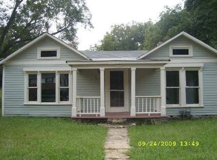 216 1/2 E Crovat St, Lagrange, GA 30240