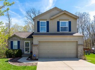 36 Amelia Park Dr, Amelia, OH 45102