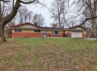 1877 Karen Dr, Batavia, OH 45103