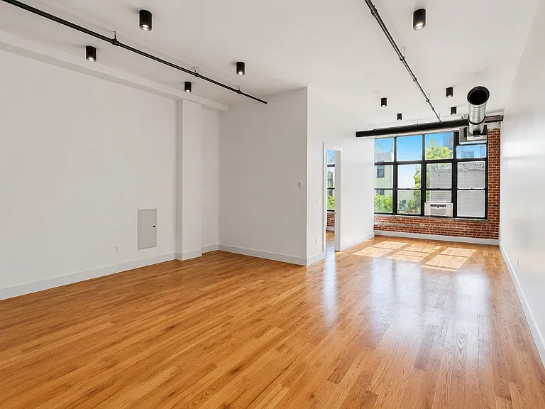 255 McKibben St #214 — Photo 3