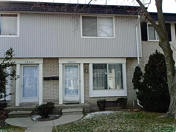 28232 Universal Dr, Warren, MI 48092