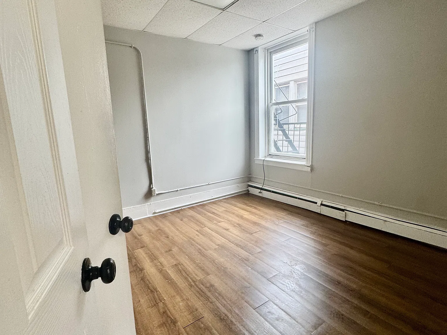 Studio, 500 sqft, $1,450 — Photo 2