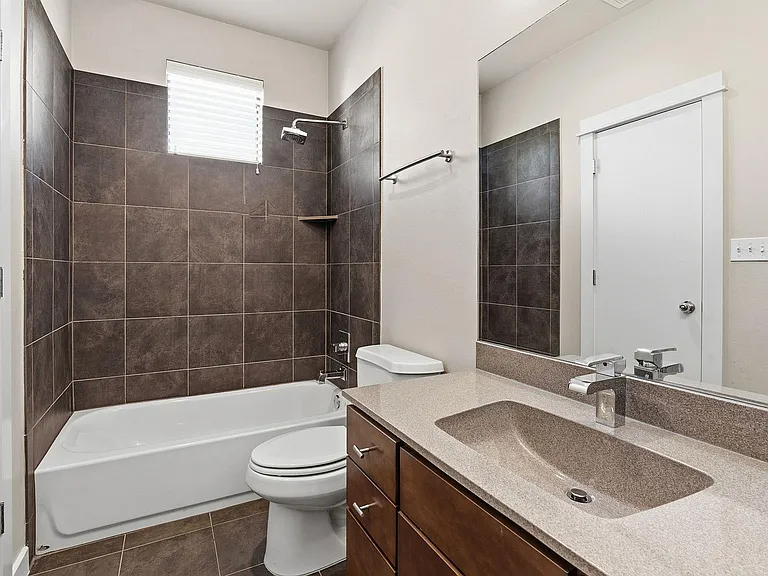 2911 Corbin Ln — Photo 24