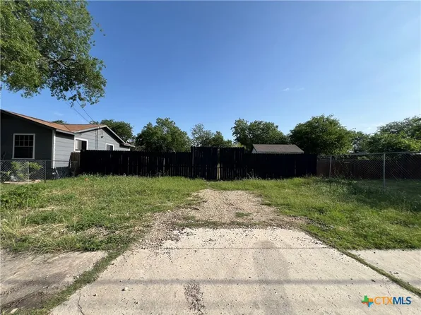 117 Ardmore St, San Antonio, TX 78237