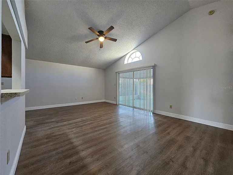 3716 Narroline Dr — Photo 8
