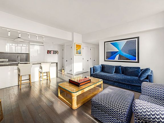 2nd image of 385 1st Ave APT 14A